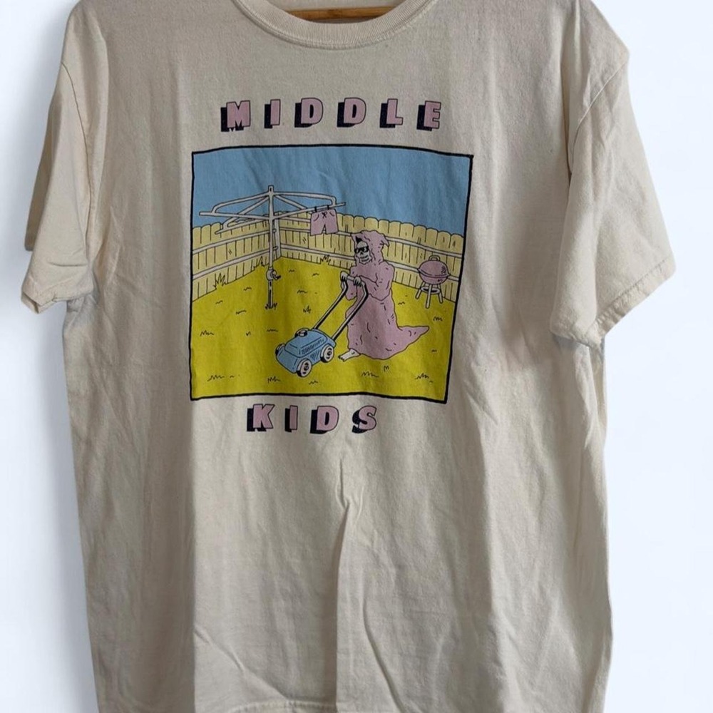 VTG Abstract "Middle Kids" White Cotton Graphic T-Shirt Rare Find Alternative